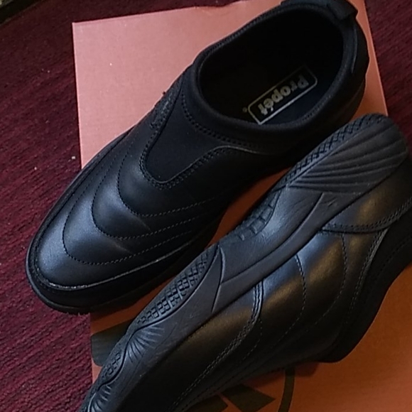 propet womens shoes